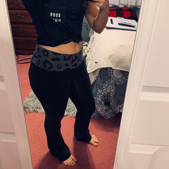 Victoria’s Secret Cheetah Print Leggings
